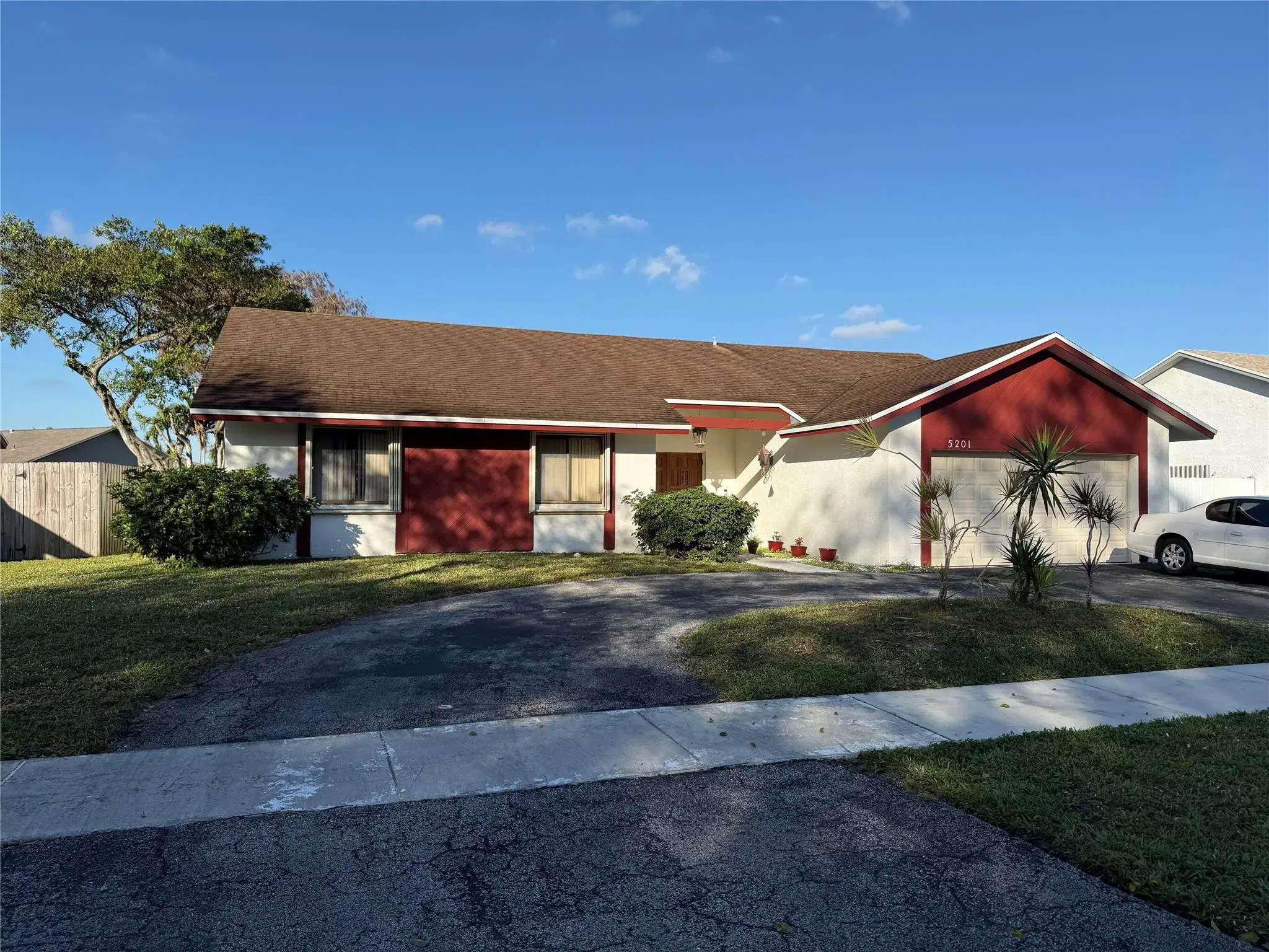 Picture of 5201 NW 78Th Ter, Lauderhill, FL 33351