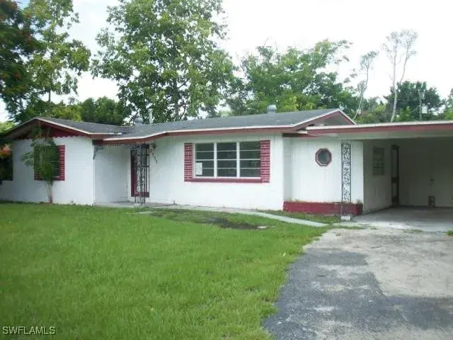 Picture of 3977 Seminole Ave, Fort Myers, FL 33916