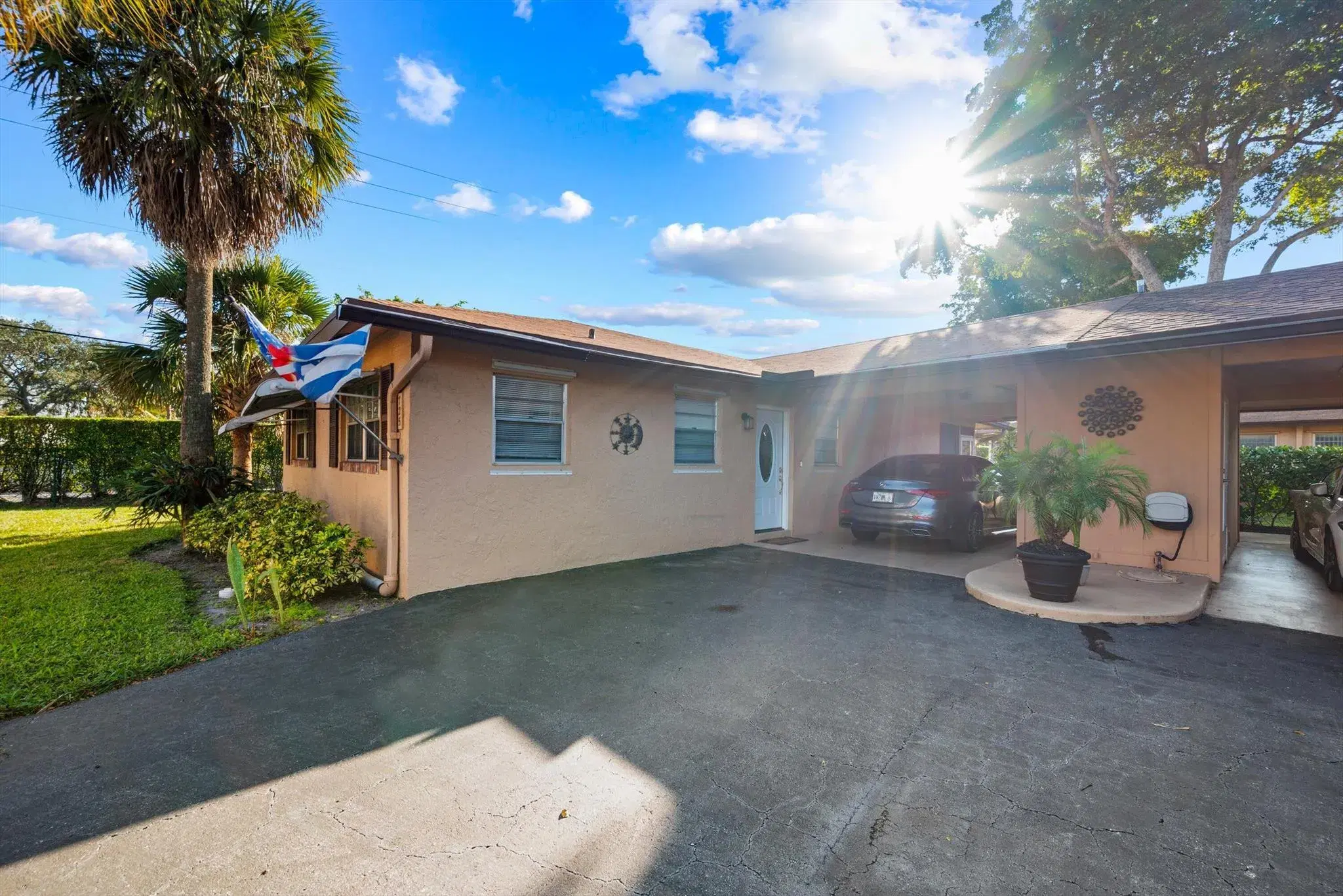 Picture of 725 Whippoorwill Lane, Delray Beach, FL 33445