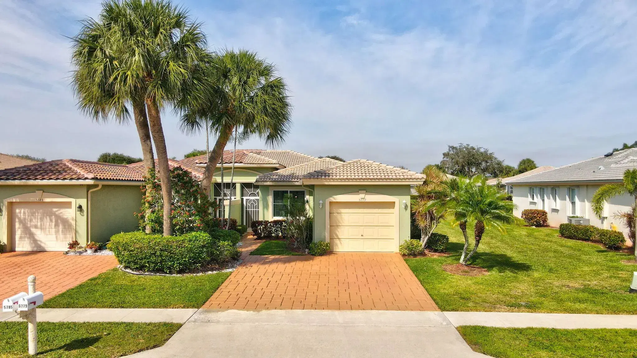 Picture of 5779 Island Reach Lane, Boynton Beach, FL 33437