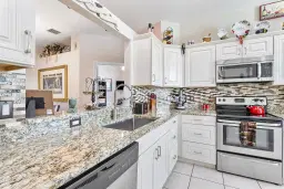 Picture of 5779 Island Reach Lane, Boynton Beach, FL 33437