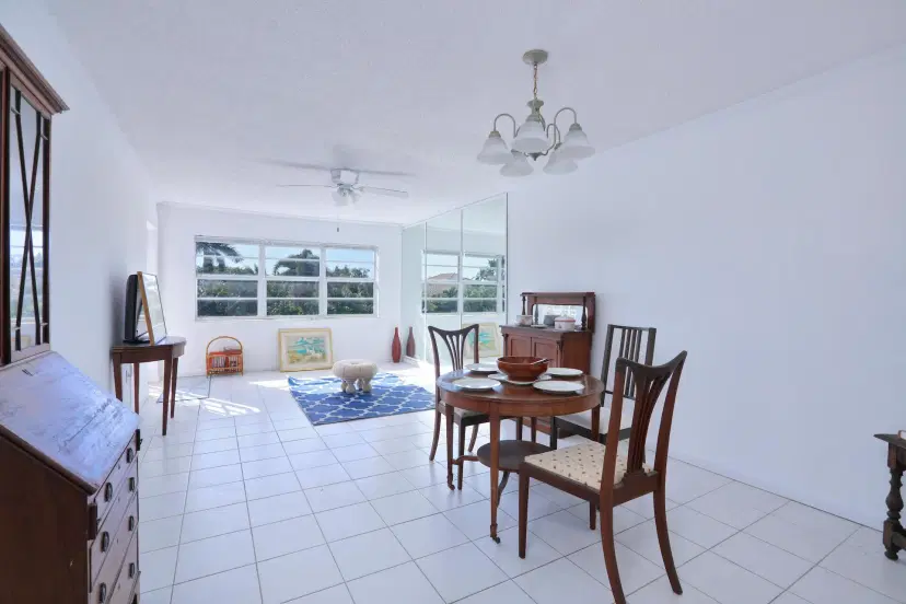 Picture of 1516 S Lakeside Drive 318, Lake Worth Beach FL 33460