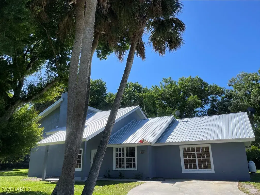 Picture of 200 Ridgewood Ave, Clewiston, FL 33440