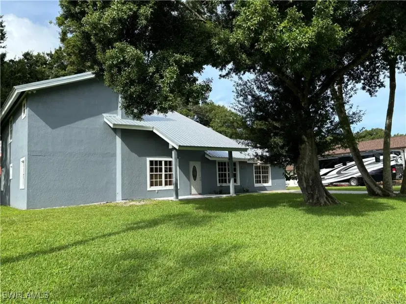 Picture of 200 Ridgewood Ave, Clewiston FL 33440