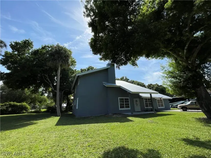 Picture of 200 Ridgewood Ave, Clewiston FL 33440