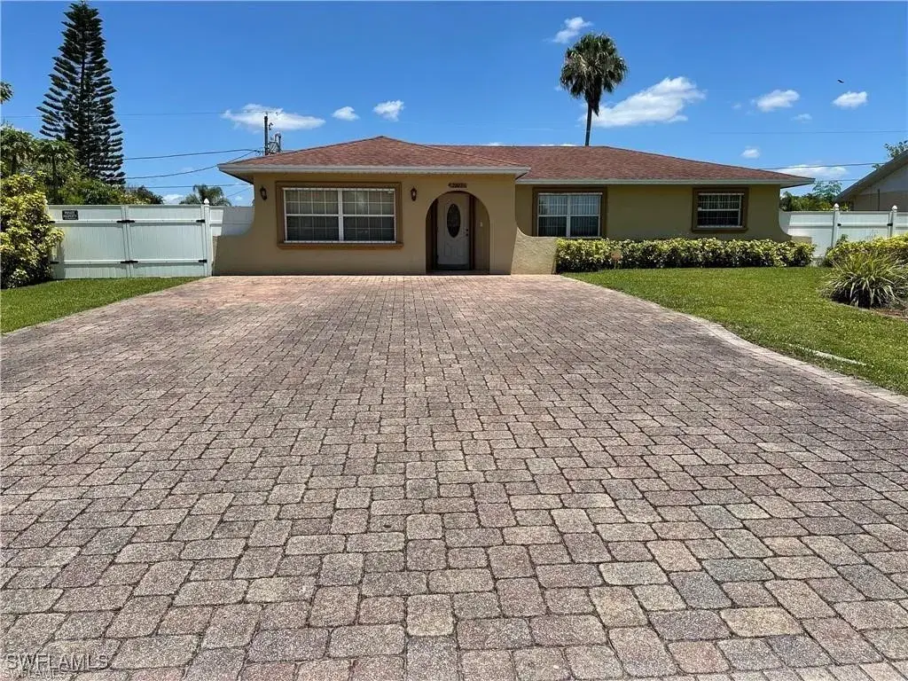 Picture of 2922 50Th St Sw, Naples, FL 34116