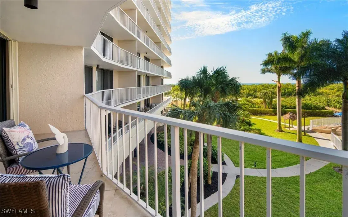 Picture of 380 Seaview Ct 301, Marco Island, FL 34145