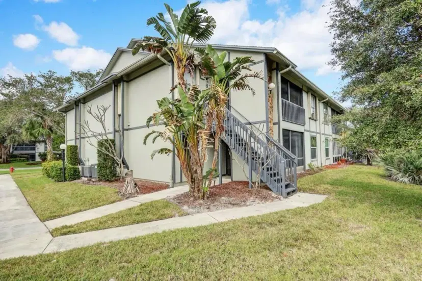 Picture of 8164 SE Croft Circle B-4, Hobe Sound FL 33455