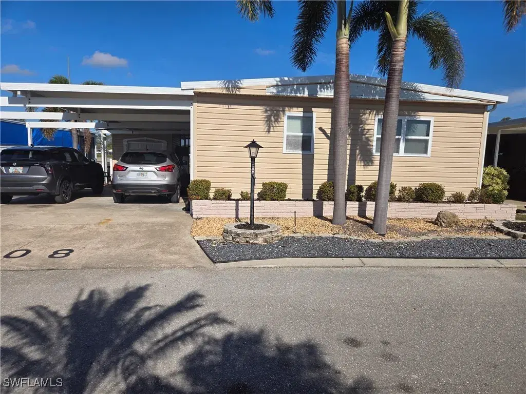 Picture of 308 Crampton Ln, North Fort Myers, FL 33903