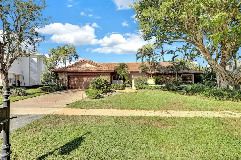 Picture of 16900 River Birch Circle, Delray Beach FL 33445