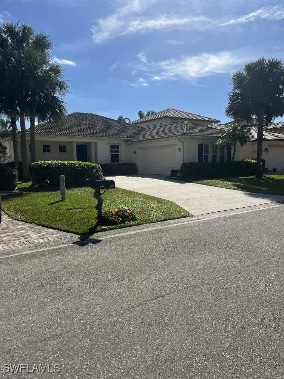 Picture of 12096 Ledgewood Cir, Fort Myers, FL 33913