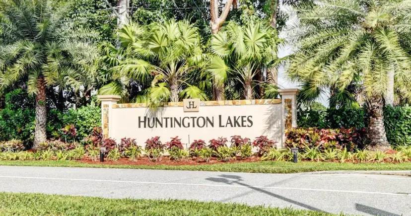 Picture of 7076 Huntington Lane 407, Delray Beach FL 33446