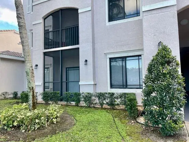 Picture of 2812 Grande Parkway 104, Palm Beach Gardens FL 33410