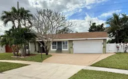 Picture of 5021 Woodstone Circle N, Lake Worth, FL 33463