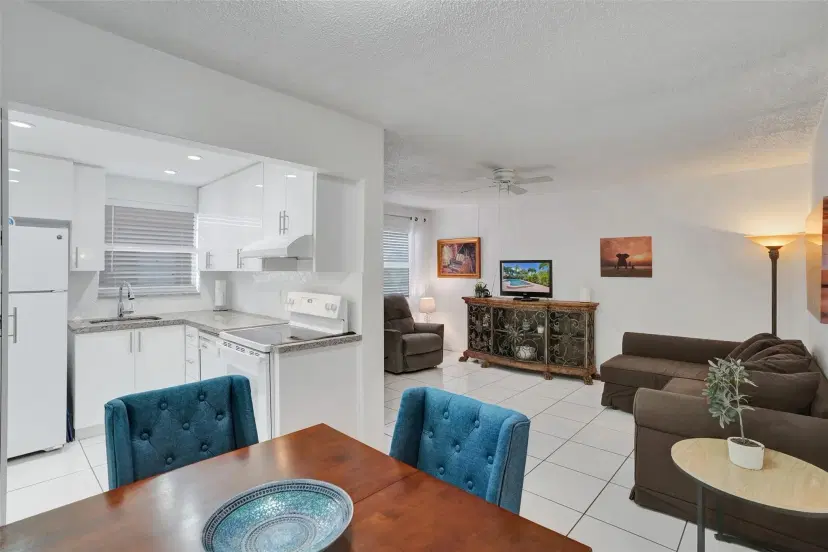 Picture of 1840 Dewey St 308, Hollywood FL 33020