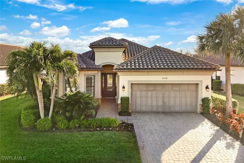 Picture of 9368 Terresina Dr, Naples FL 34119