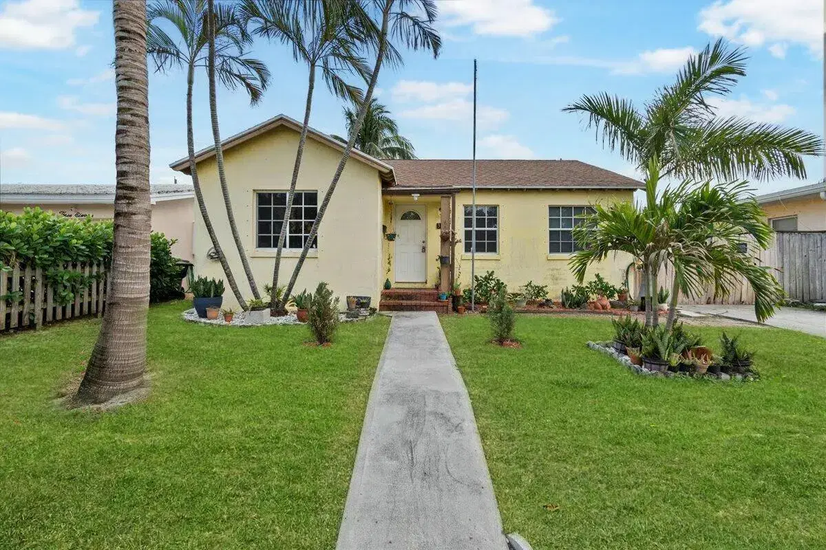 Picture of 315 Princeton Drive, Lake Worth Beach, FL 33460