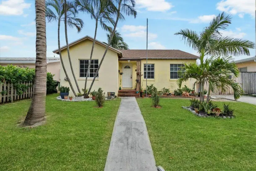 Picture of 315 Princeton Drive, Lake Worth Beach FL 33460