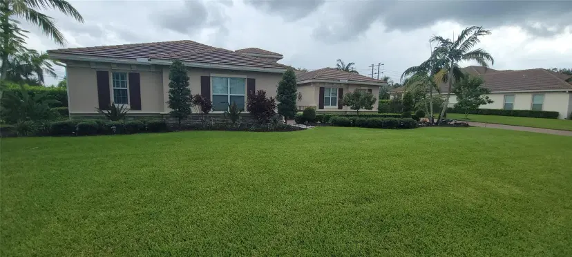 Picture of 5716 S Sterling Ranch Dr, Davie FL 33314