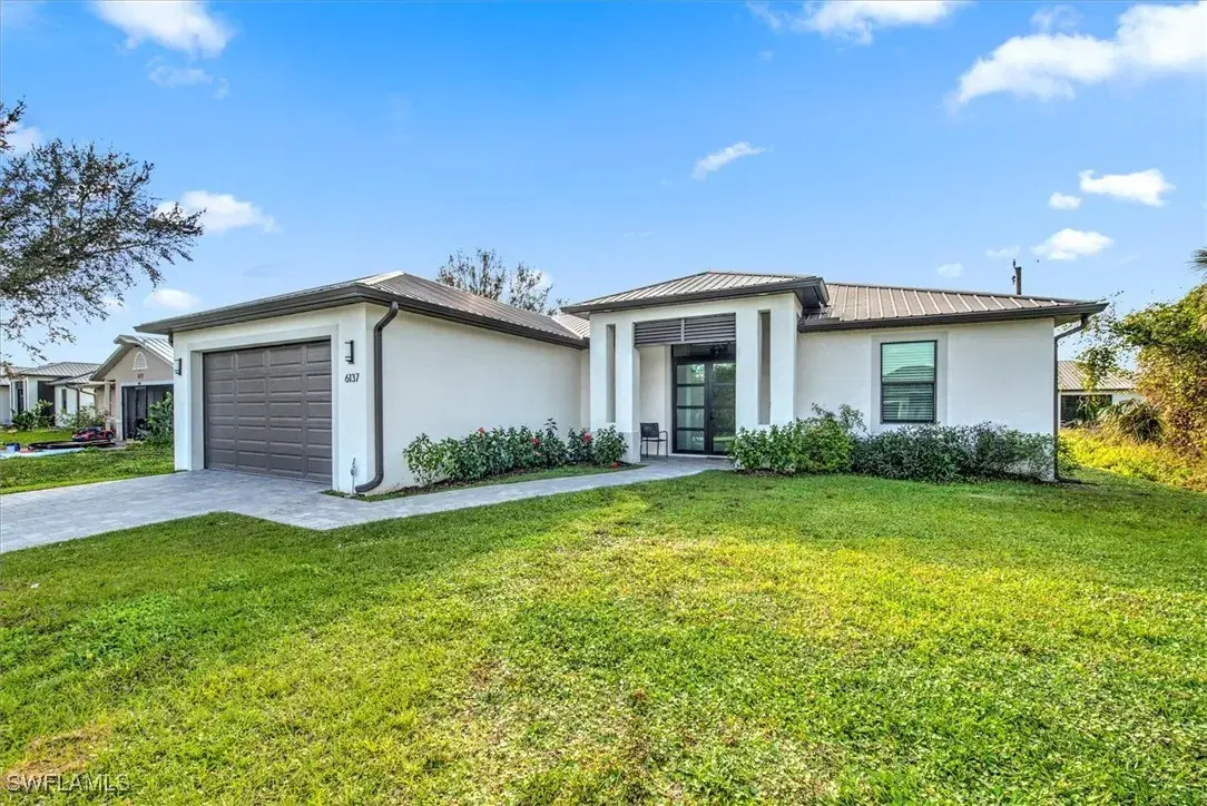 Picture of 6137 Holt Ct, Fort Myers, FL 33905