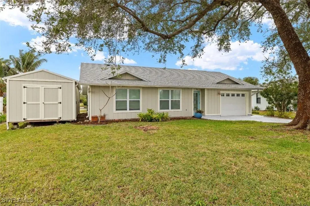 Picture of 3605 Sudbury Ln, Bonita Springs, FL 34134