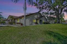 Picture of 147 Meander Circle, Royal Palm Beach, FL 33411