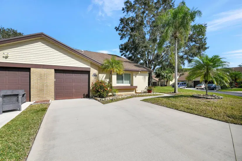 Picture of 147 Meander Circle, Royal Palm Beach FL 33411