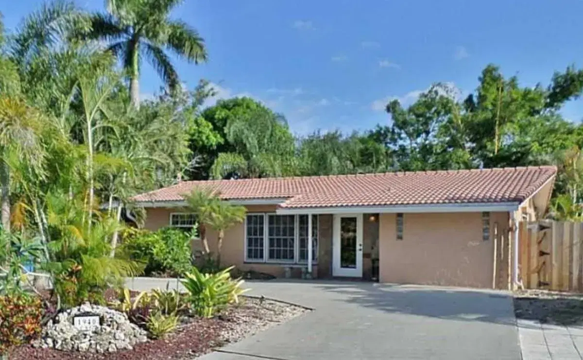 Picture of 1940 NW 32Nd Ct, Oakland Park, FL 33309