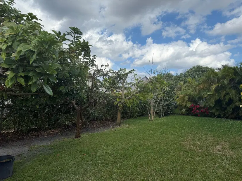 Picture of 18865 NW 1St St, Pembroke Pines FL 33029