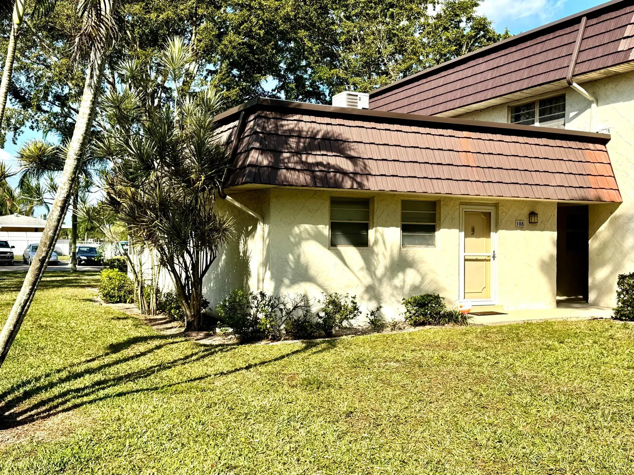 Picture of 12004 Poinciana Boulevard 108, Royal Palm Beach, FL 33411