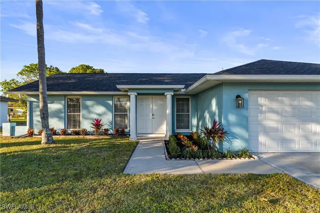 Picture of 1433 SE 19Th Ter, Cape Coral, FL 33990