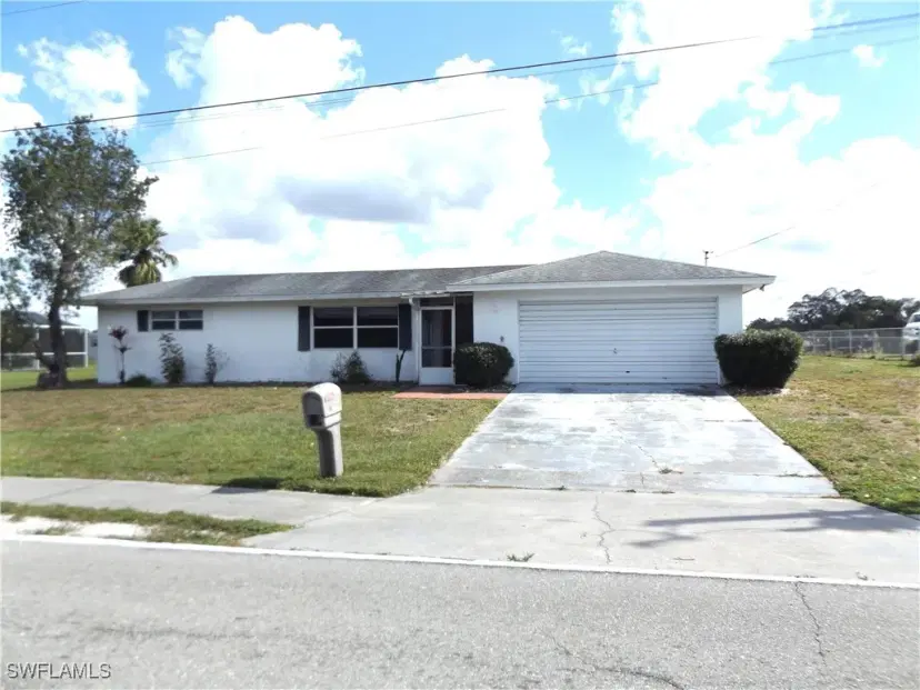 Picture of 14 Richmond Ave N, Lehigh Acres FL 33936