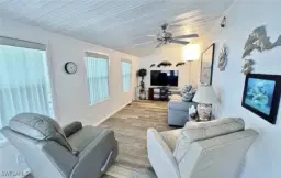 Picture of 11182 Sunglow Ln, Fort Myers, FL 33908