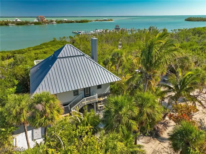 Picture of 4490 Harbor Bend Dr, Upper Captiva FL 33924