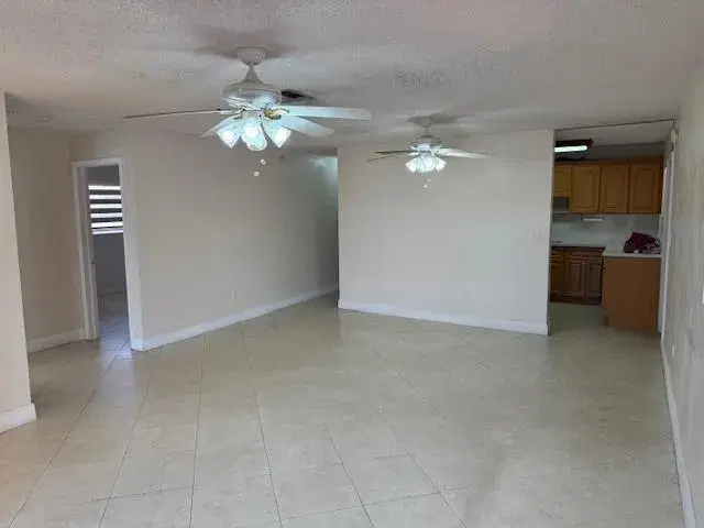 Picture of 625 SE 6Th Pl, Hialeah FL 33010