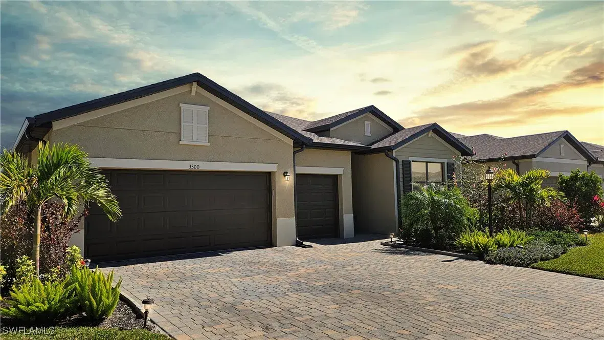 Picture of 3300 Altimira Dr, Fort Myers, FL 33905