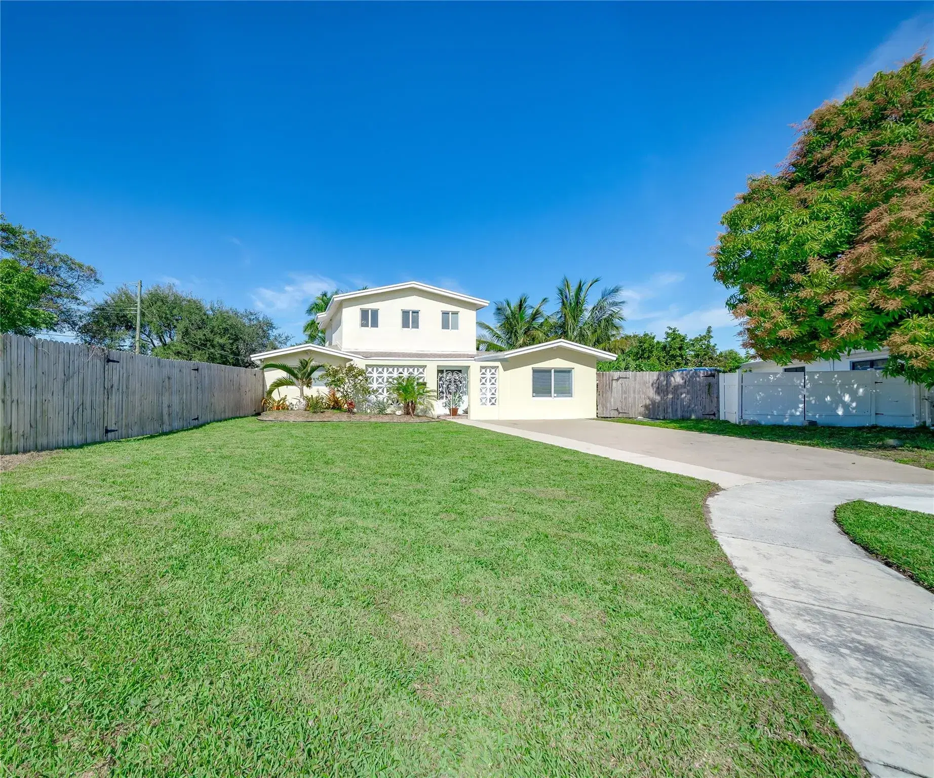 Picture of 3395 NW 37Th Ave, Lauderdale Lakes, FL 33309