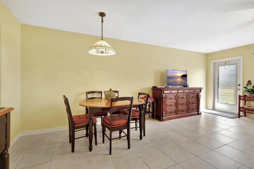 Picture of 147 Norwich G, West Palm Beach FL 33417