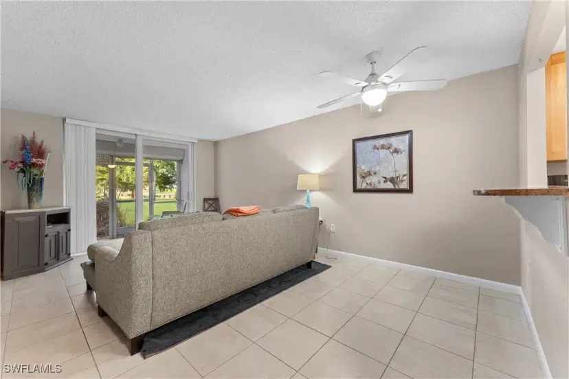 Picture of 100 Forest Lakes Blvd 107, Naples FL 34105