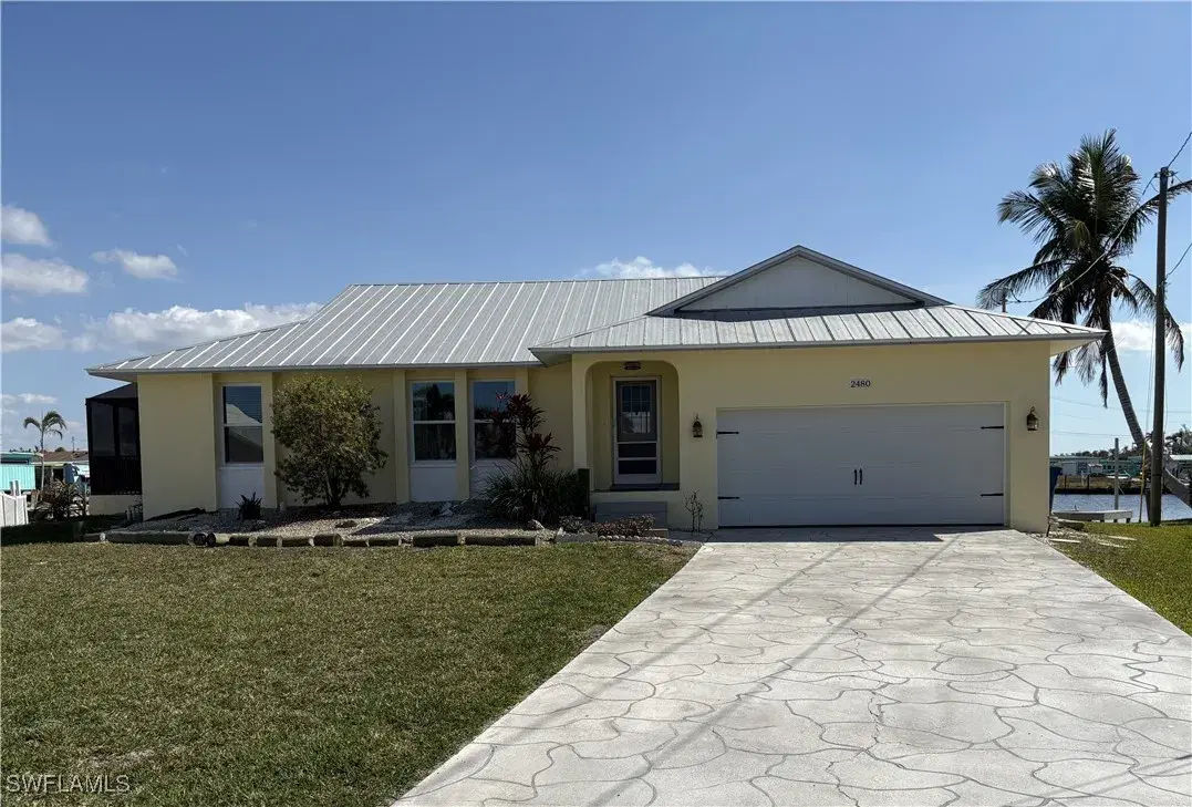 Picture of 2480 Bayshore Dr, Matlacha, FL 33993