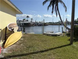 Picture of 2480 Bayshore Dr, Matlacha, FL 33993