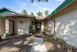 Picture of 300 Broadview Dr, Fort Myers, FL 33905