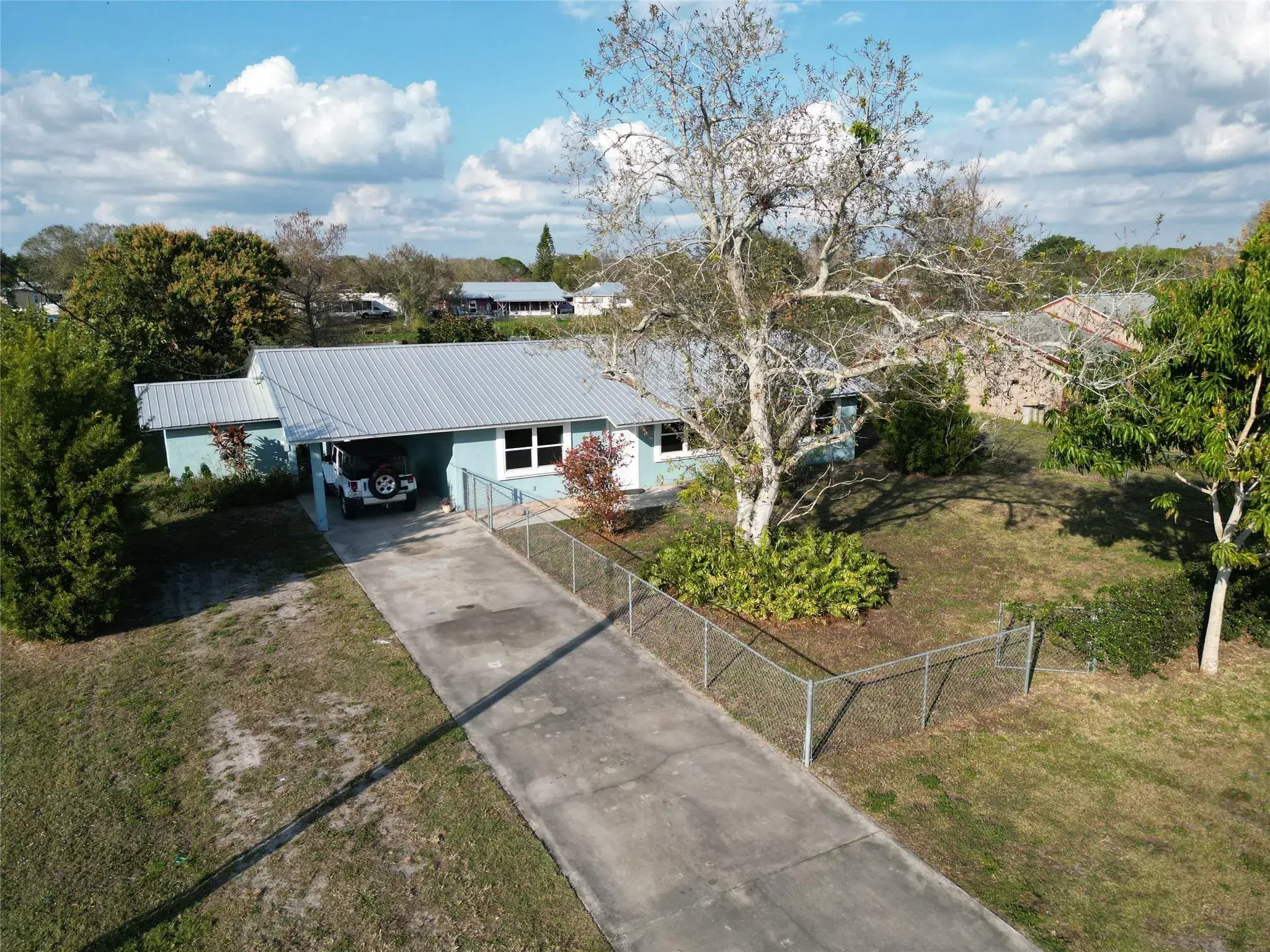 Picture of 2341 SE 27Th St, Taylor Creek, FL 34974