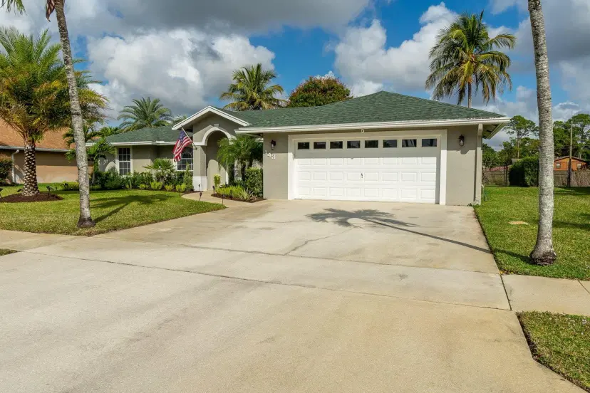 Picture of 143 Monterey Way, Royal Palm Beach FL 33411