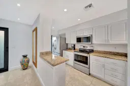 Picture of 547 NE 7Th Ave 3A, Fort Lauderdale, FL 33301