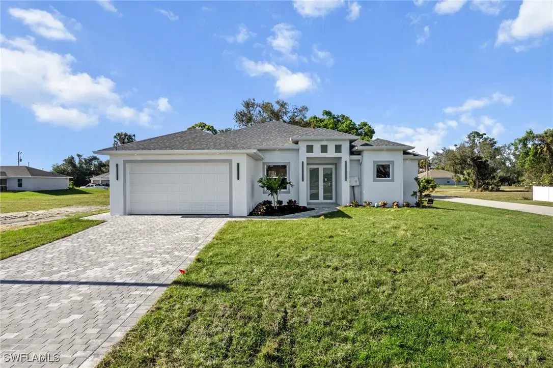 Picture of 1923 S Gator Cir, Cape Coral, FL 33909