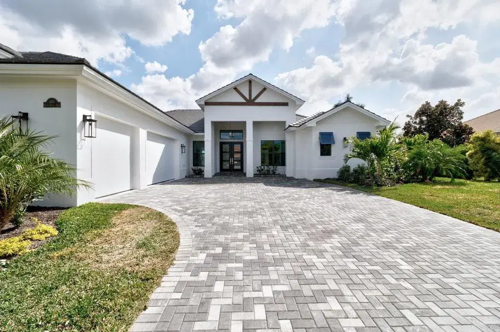 Picture of 450 Stoney Brook Farm Court, Vero Beach, FL 32968