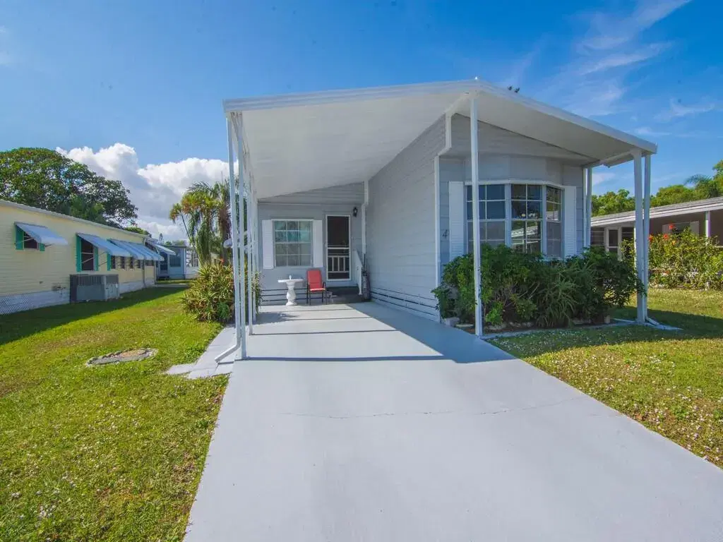 Picture of 4 Oliva Road, Port St Lucie, FL 34952