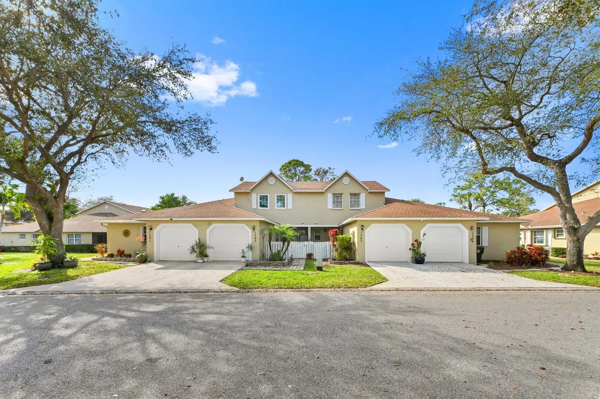 Picture of 1504 Maplewood Drive, West Palm Beach, FL 33415