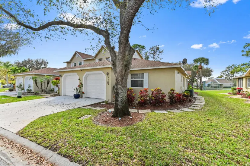 Picture of 1504 Maplewood Drive, West Palm Beach FL 33415